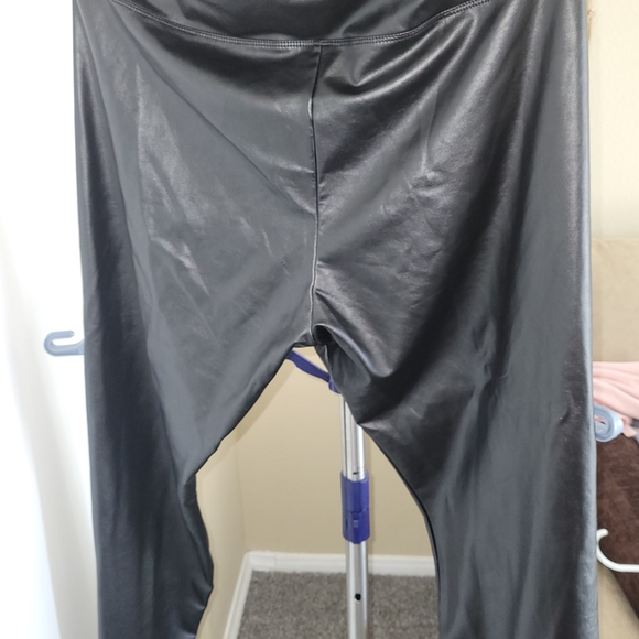 Fashion Nova Black Faux Leather Pants - Picture 2 of 3